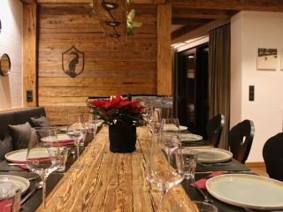 5 Catered chalet Lodge of Joy Wagrain Flachau Dinertafel